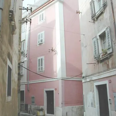 Apartman Tartini - Private Roof Terrace - Self Check-in Piran