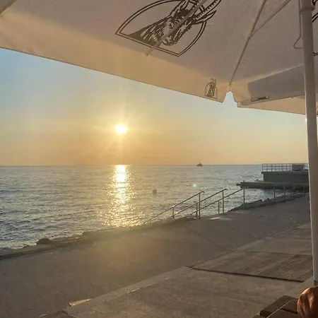 Tartini - Private Roof Terrace - Self Check-in